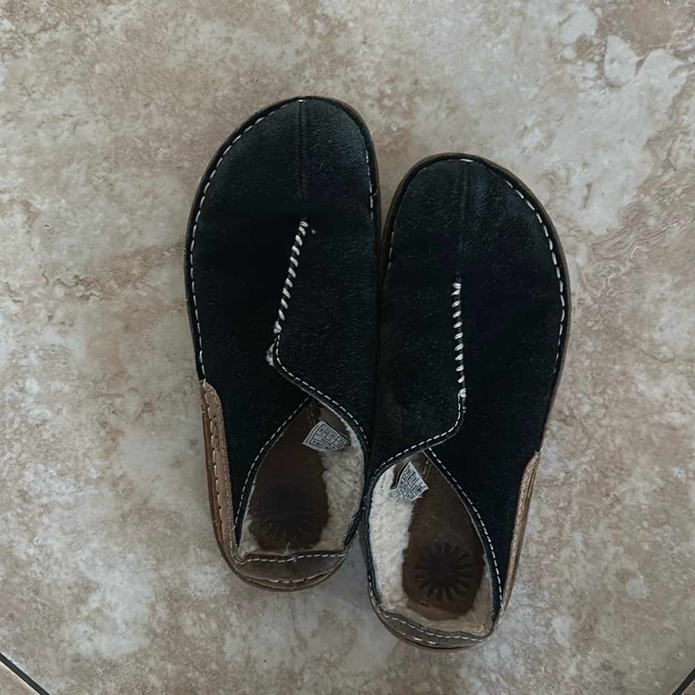 Warm Uggs with fur inside